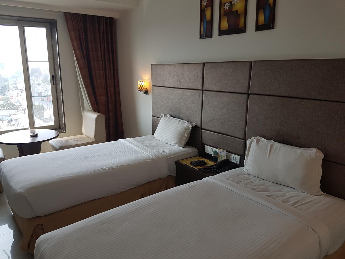 โฮเต็ล ซิทารา แกรนด์ มิยาปุร Hotel ไฮเดอราบัด ภายนอก รูปภาพ