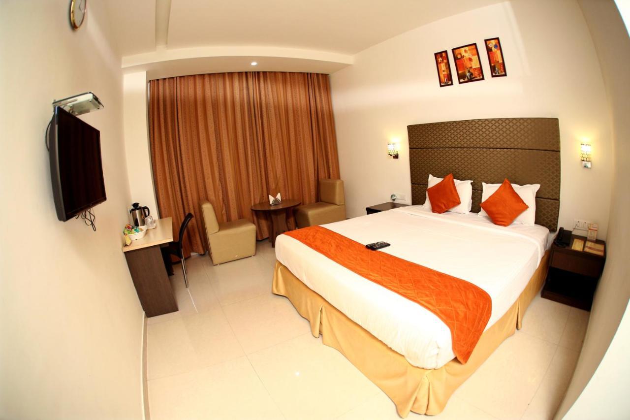 โฮเต็ล ซิทารา แกรนด์ มิยาปุร Hotel ไฮเดอราบัด ภายนอก รูปภาพ
